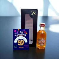 Mini Botella de Whisky Chivas 12 años de 50mL – Miniatura Original – Mini Botellita de whisky chivas – 78 Grados Deluxe
