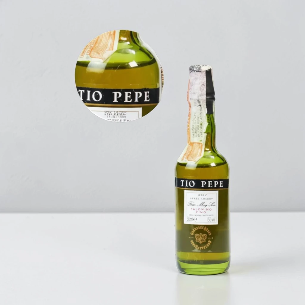 Mini botella de Vino de Jerez Tío Pepe - Miniatura de 50mL -uno de los vinos de Jerez más icónicos del mundo en versión mini - 78 Grados Deluxe