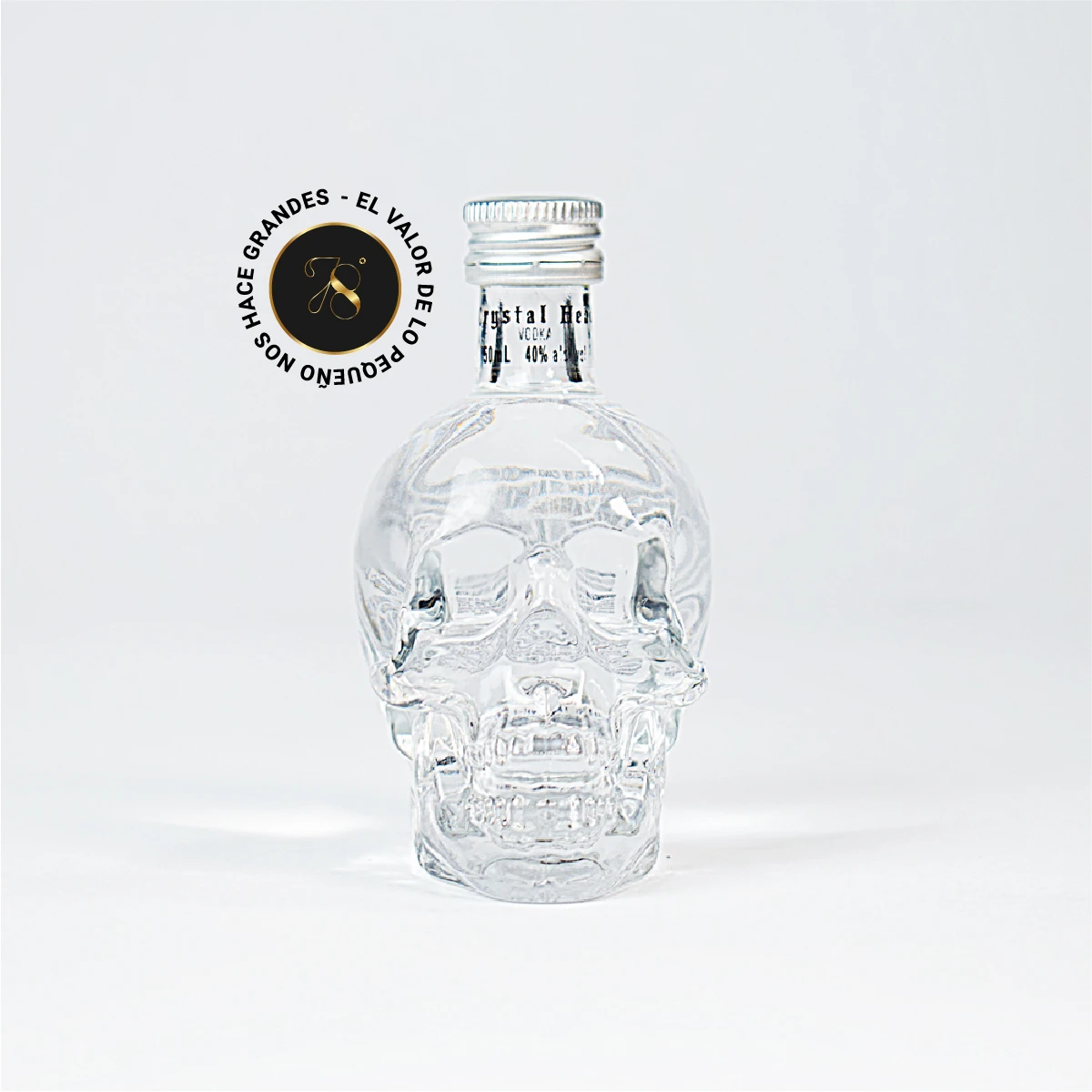 MB05 - Mini Botella - Botellita de licor de Vodka Crystal Head más caja de regalo premium e invitación o fotografía personalizada. Ideal para eventos, recuerdos, bodas o regalos corporativos.