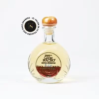 MB17 - Mini Botella - Botellita de licor de Tequila Don Nacho Extra Premium Reposado más caja de regalo premium e invitación o fotografía personalizada. Ideal para eventos, recuerdos, bodas o regalos corporativos.