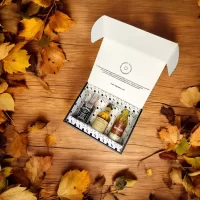 78 Grados Deluxe – Caja con mini botellas de whisky surtidos – 3 Referencias de miniaturas de licor: Jack daniels, Monkey Shoulder y Glenfiddich 15 años – Caja Referencia 17 – Regalos con mini botellas de licores – Regalos corporativos.