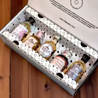 Caja con mini botellas de licores Colombianos (13) (8)-min