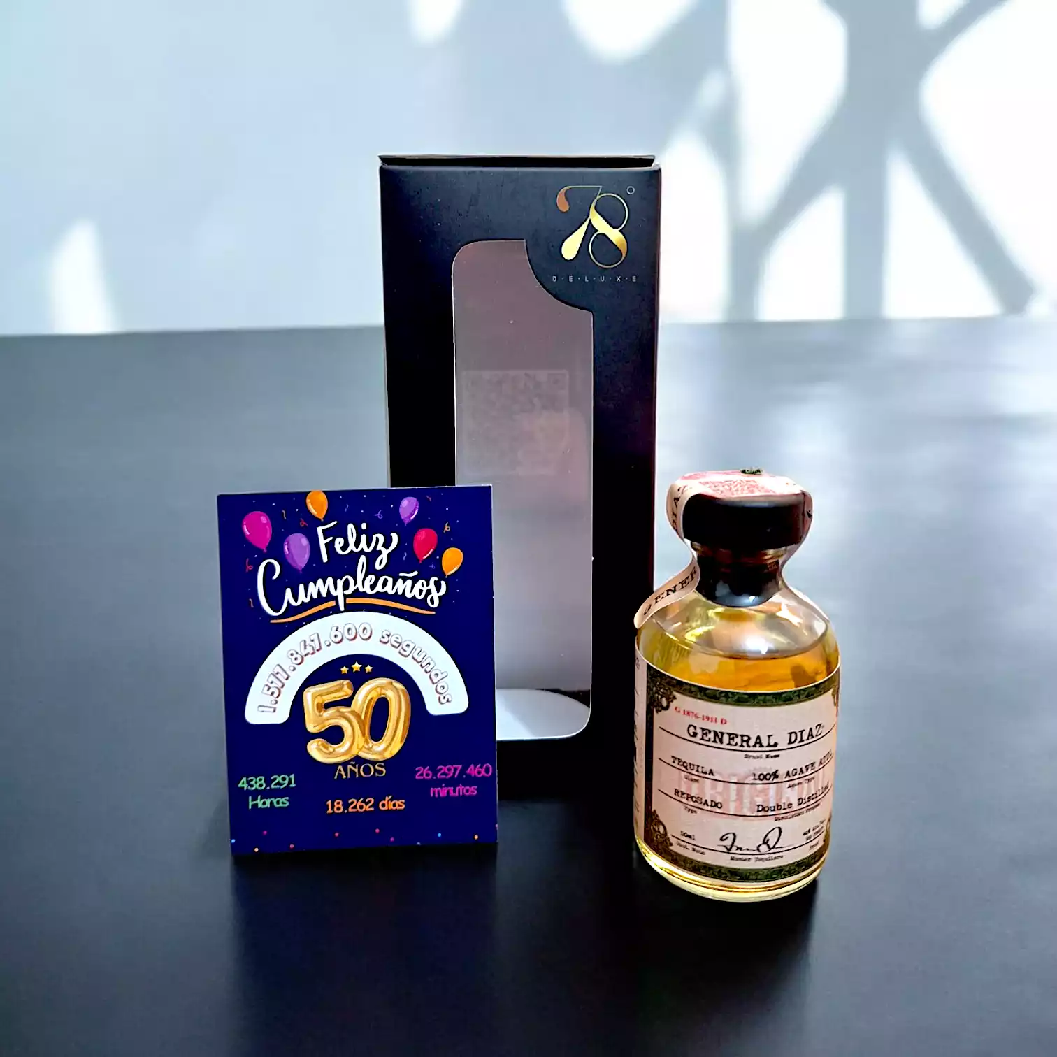 Tequila General Diaz Reposado en versión Mini Botella de 50 (mL). La mini botellita de Tequila General Diaz Reposado es una expresión premium elaborada al 100% con agave azul tequilana Weber, cultivado en la región de Tequila, Jalisco, México. Este tequila se distingue por su equilibrio y suavidad, resultado de un meticuloso proceso de elaboración y reposo. Tequila General Diaz Reposado en versión Mini Botella de 50 (mL). La mini botellita de Tequila General Diaz Reposado es una expresión premium elaborada al 100% con agave azul tequilana Weber, cultivado en la región de Tequila, Jalisco, México. Este tequila se distingue por su equilibrio y suavidad, resultado de un meticuloso proceso de elaboración y reposo.