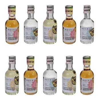Mini botellas de Tequila Nock Añejo - Tequila Nock Blanco - Tequila Nock Reposado al por mayor - Pack de 6 y 10 unidades.  50 (mL / cu). NO INCLUYE CAJA NI EMPAQUE. La mini botellita de Tequila es una expresión ultra premium elaborada al 100% con agave azul tequilana Weber, cultivado en las regiones de los Altos y Valles de Jalisco, México. Este tequila se distingue por su complejidad y carácter, resultado de un cuidadoso proceso de añejamiento.