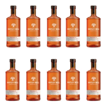 Mini botella Ginebra Whitley Neill Blood Orange Gin al por mayor - Mini botella Ginebra Whitley Neill Blood Orange Gin en versión de 50 (mL). Whitley Neill Blood Orange Gin es una destilación extraordinaria que eleva el estándar de la ginebra con su vibrante y seductor perfil de sabor. Con una cuidadosa selección de ingredientes, incluyendo enebro, semilla de cilantro, corteza de casia, raíz de orris, raíz de angélica, orozuz, naranja dulce, limón y la distintiva naranja de Sicilia, esta ginebra ofrece una experiencia sensorial incomparable. El color transparente de la mini botella de Ginebra Whitley Neill Blood Orange Gin anticipa la frescura y vitalidad que se encuentra en cada sorbo. Al acercarla a la nariz, los aromas cítricos y sabrosos emergen de forma limpia, invitando a un viaje sensorial único. Al probar esta ginebra, se despliega un estallido de sabor dulce proveniente de las naranjas sanguinas sicilianas, ofreciendo una experiencia suave y burbujeante que deleita el paladar con cada sorbo. La combinación de ingredientes seleccionados con precisión garantiza un equilibrio perfecto entre lo dulce y lo cítrico, creando una armonía de sabores que perdura en el paladar.