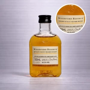 Mini Botella de Whisky Woodford Reserve Bourbon 50mL - Miniatura Original - Mini Botellita coleccionable de whisky - 78 Grados Deluxe