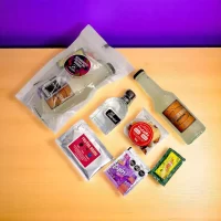 Aguardiente frutos del bosque – Kit de Coctel con Aguardiente Mil Demonios (50mL) ,  aguardiente con ginger beer, kit de coctel artesanal con tajín.