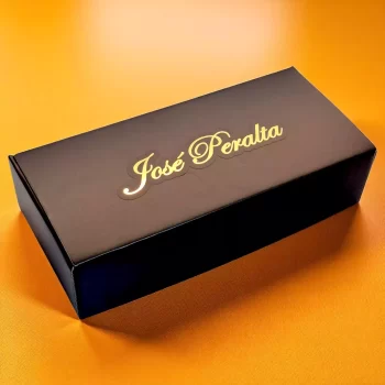 Caja personalizada para regalo - 78 Grados Deluz (1)