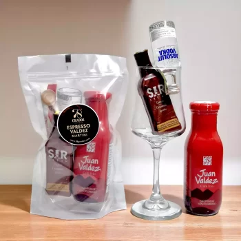 Cocteles con Café Juan Valdez - Espresso Valdez Martini - Kit de Coctel con Café, Absolut Vodka y Crema de Caramelo, cocteles para preparar con café y vodka