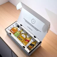 Caja de Regalo Premium con Whisky, Tequila, Aguardiente, Ginebra y Vodka (8) (11)-min
