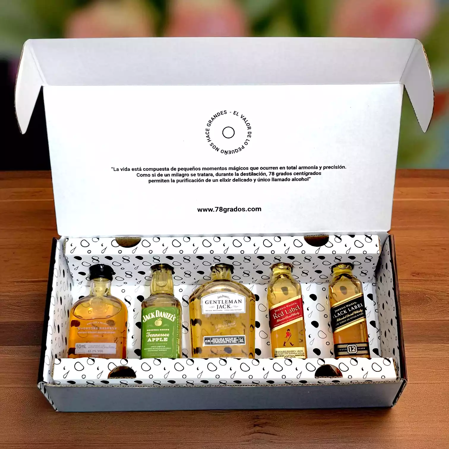 Caja de Regalo Premium con Whisky, Tequila, Aguardiente, Ginebra y Vodka (8) (5)-min