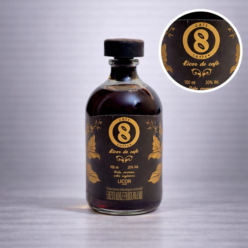 Mini Botella 8 Coffe - Licor de cafe colombiano 50mL - Miniatura Original - Mini Botellita de licor de café - 78 Grados Deluxe