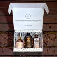 Regalos para el día del padre con licor – Descubre Trilogía Oscura, un estuche premium con tequila, ron y licor de café. Un regalo elegante y diferente para amantes de sabores intensos – 78 Grados Deluxe
