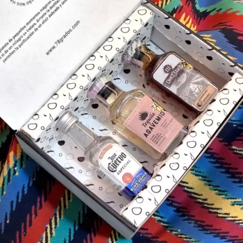 Estuche premium de tequilas con José Cuervo, Agavemio y tequila Distales con licor de café. Un regalo original para amantes del agave y experiencias diferentes.