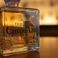 Mini Botella de Tequila Campo Azul Reposado de 50mL