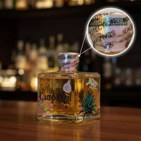 Mini Botella de Tequila Campo Azul Reposado de 50mL