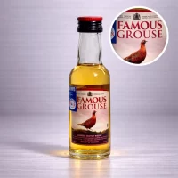 Mini Botella de Whisky Red Label 50mL - Miniatura Original - Mini Botellita de whisky coleccionable - 78 Grados Deluxe