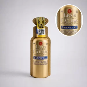 Mini botella Ron Viejo de Caldas Esencial 50 mL. Ron colombiano suave y moderno, ideal para regalos, degustaciones y estuches premium personalizados.