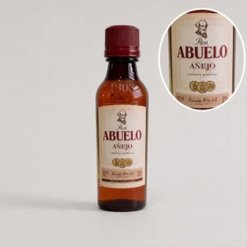 Mini Botella Ron Abuelo Añejo de 50mL